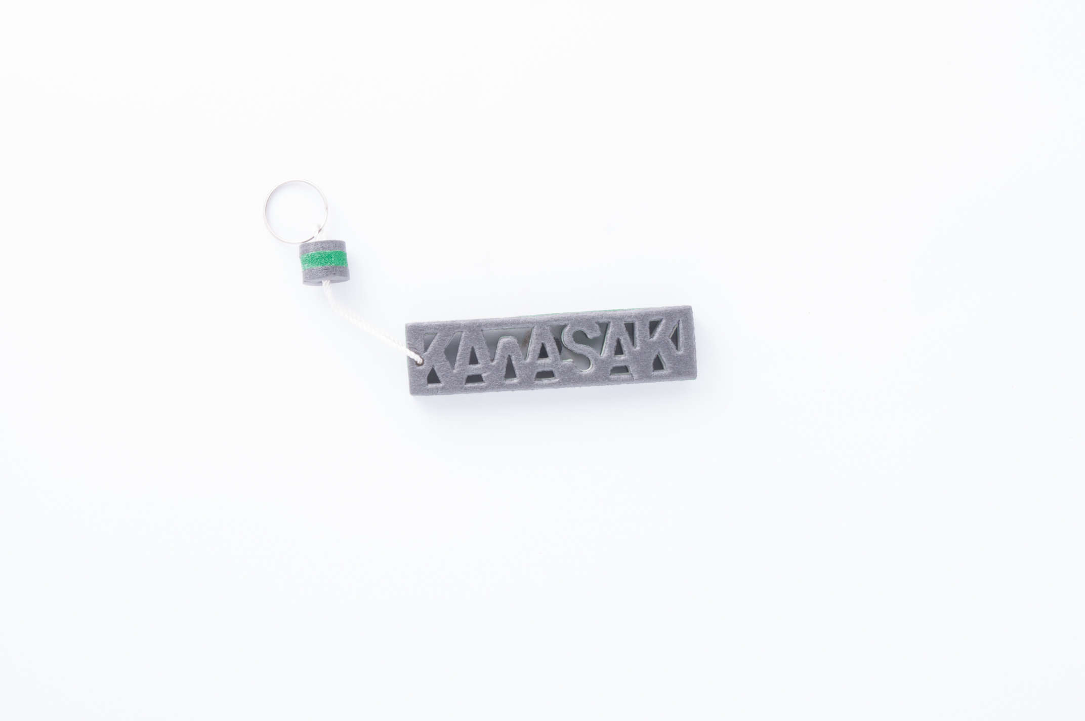 Брелок каучук (серо-зеленый) KAWASAKI AS