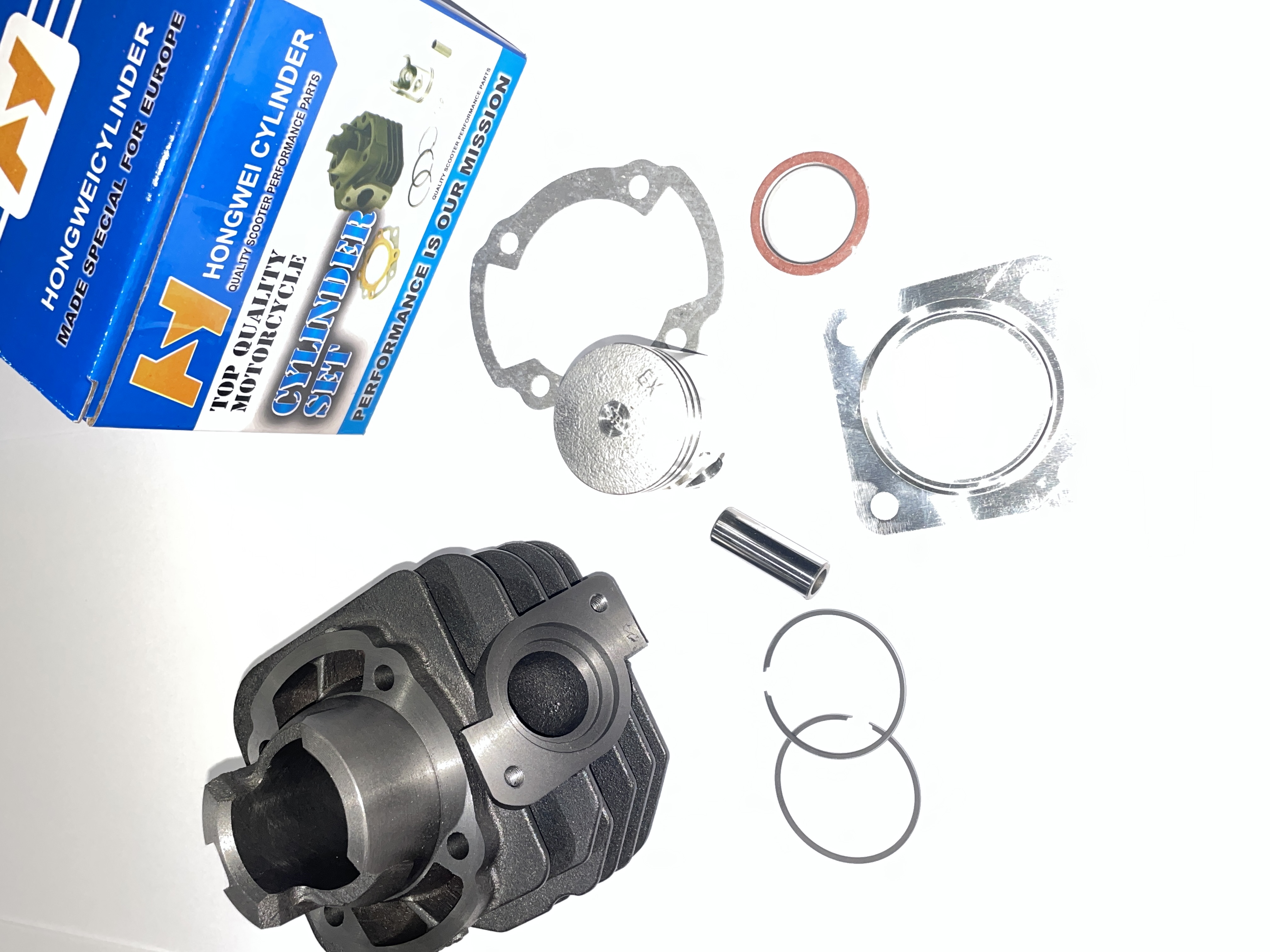 Поршневая (ЦПГ) Honda DIO 50 (Ø39, p-12) MANLE