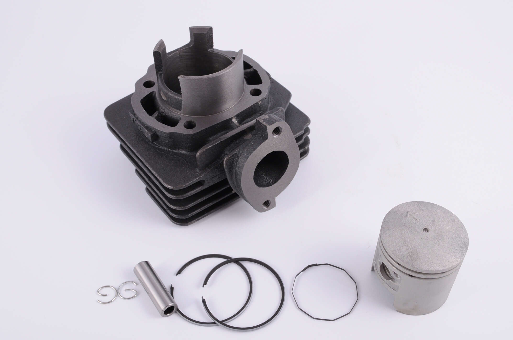 Поршневая (ЦПГ) Suzuki AD 65 (Ø44, p-10)