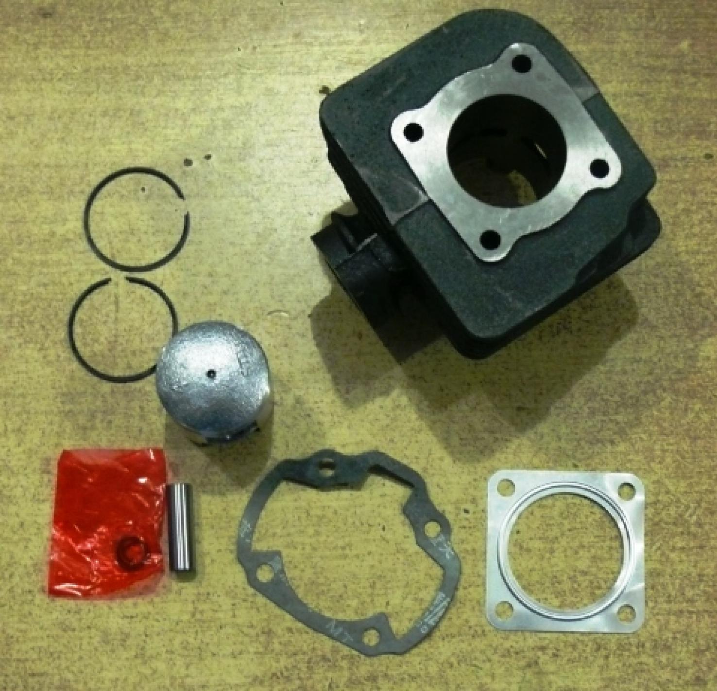 Поршневая (ЦПГ) Suzuki AD 50 (Ø41, p-10) VDK