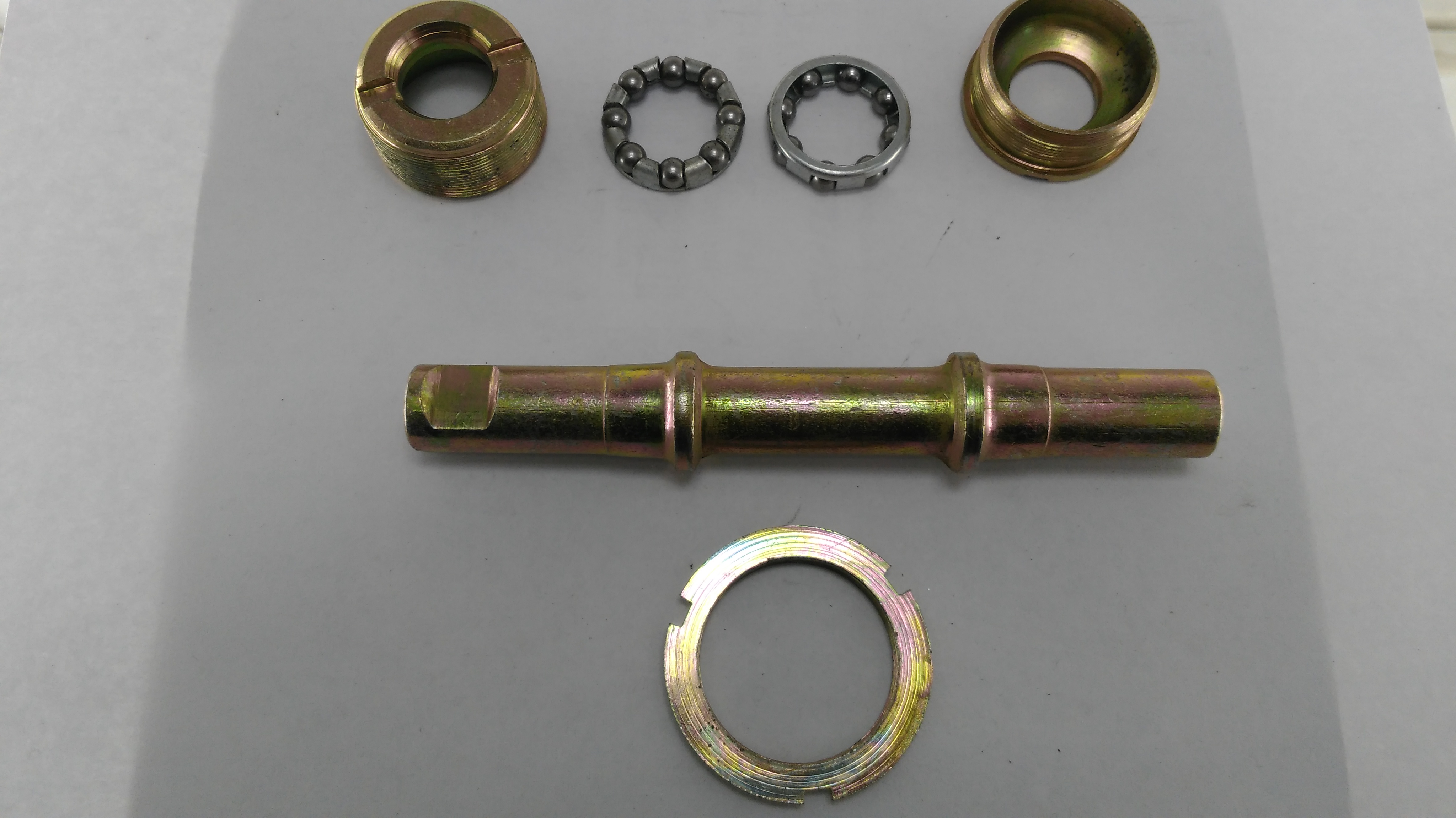Каретка велосипедная разборная (клин) (L-141mm) (в сборе) (Eastman) KL