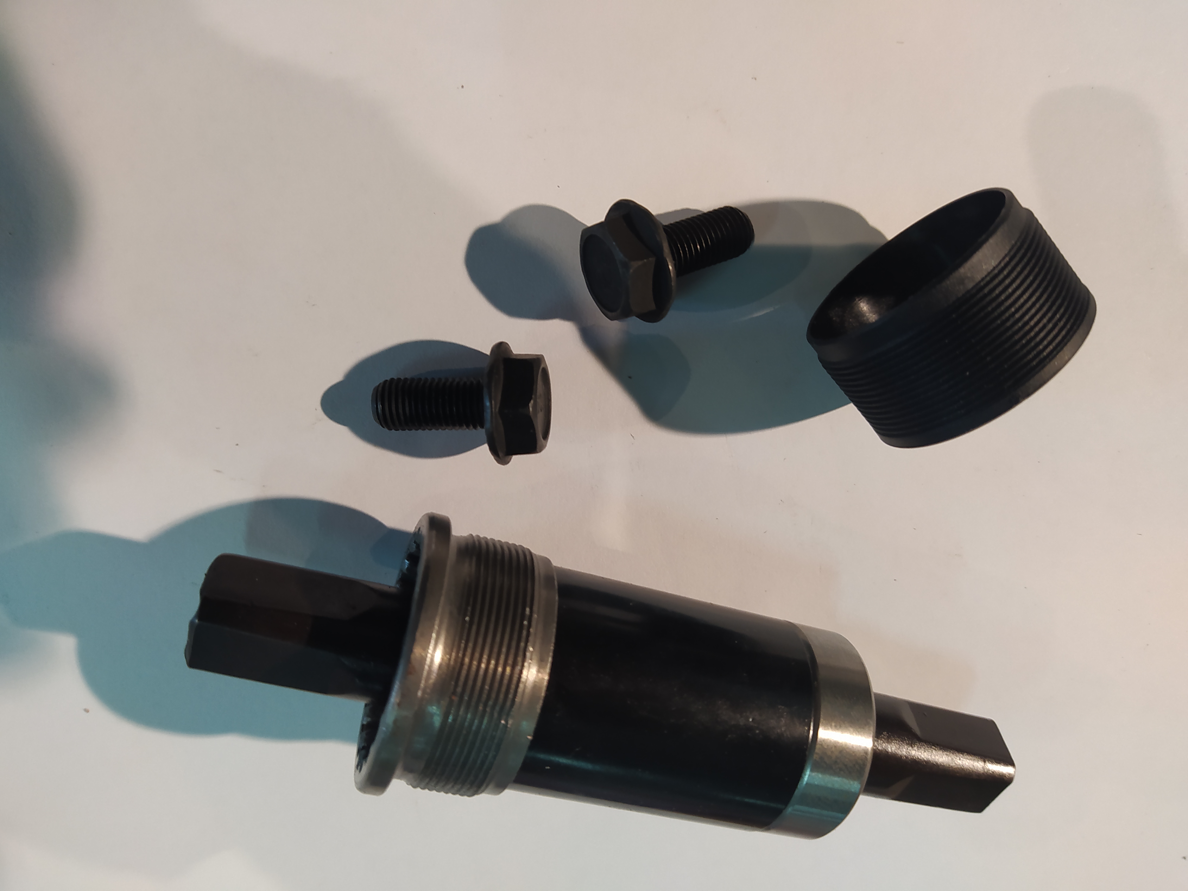 Каретка велосипедная неразборная (квадрат) (L-122.5mm) (B910) (Neco) FM