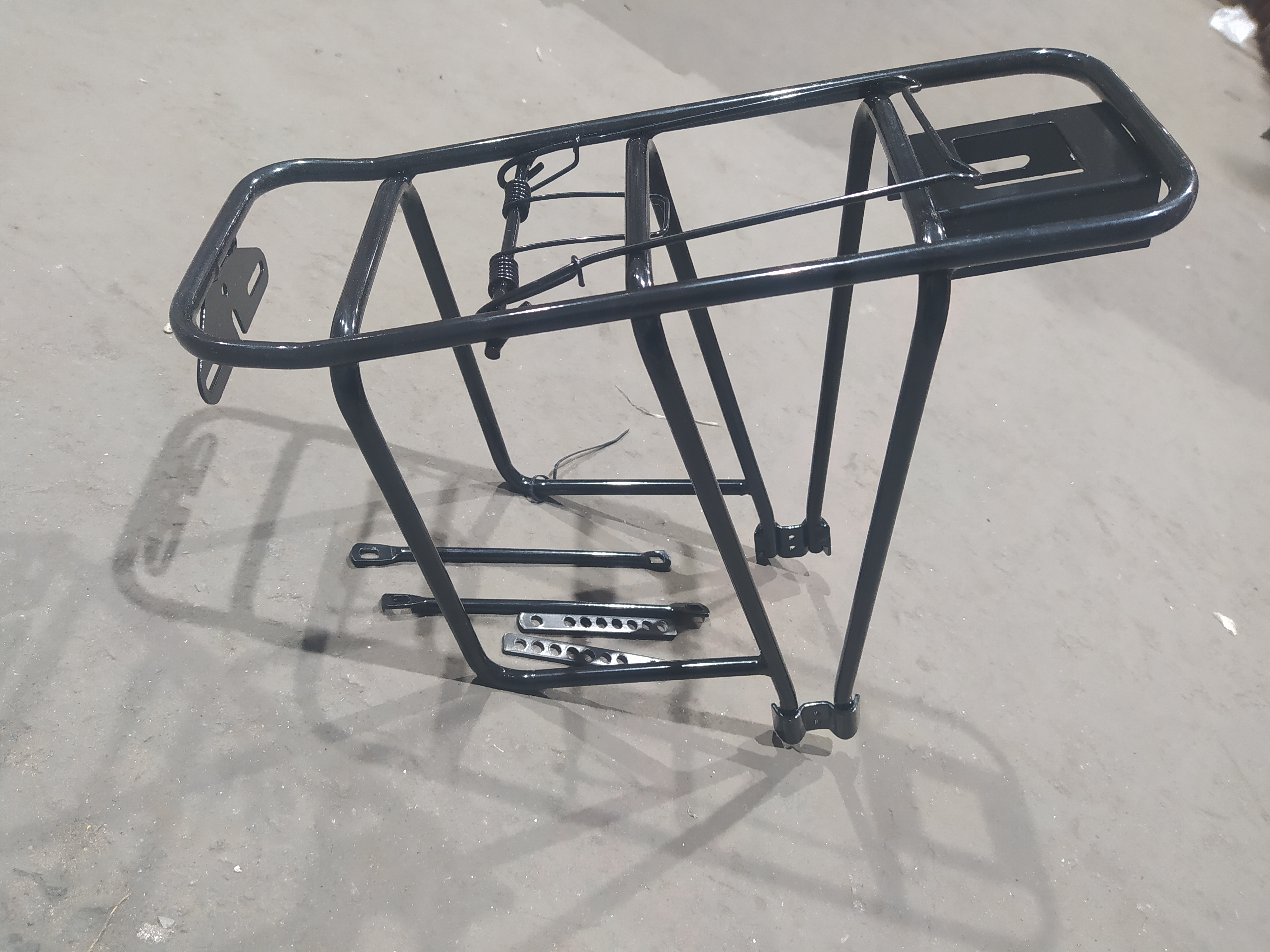 Багажник задний велосипедный (металический, под дисковый тормоз) FatBike (24-28) OEM