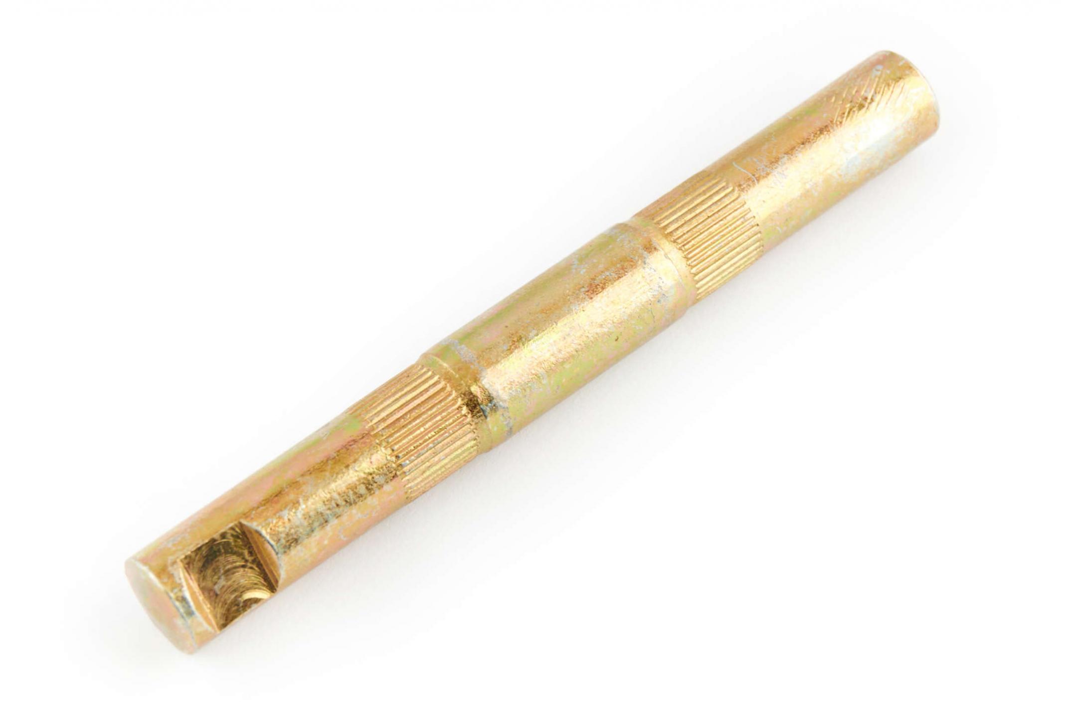 Ось каретки велосипедная (клин) (L-140mm) (:902/УКРАИНА) (без подшиников) VERE