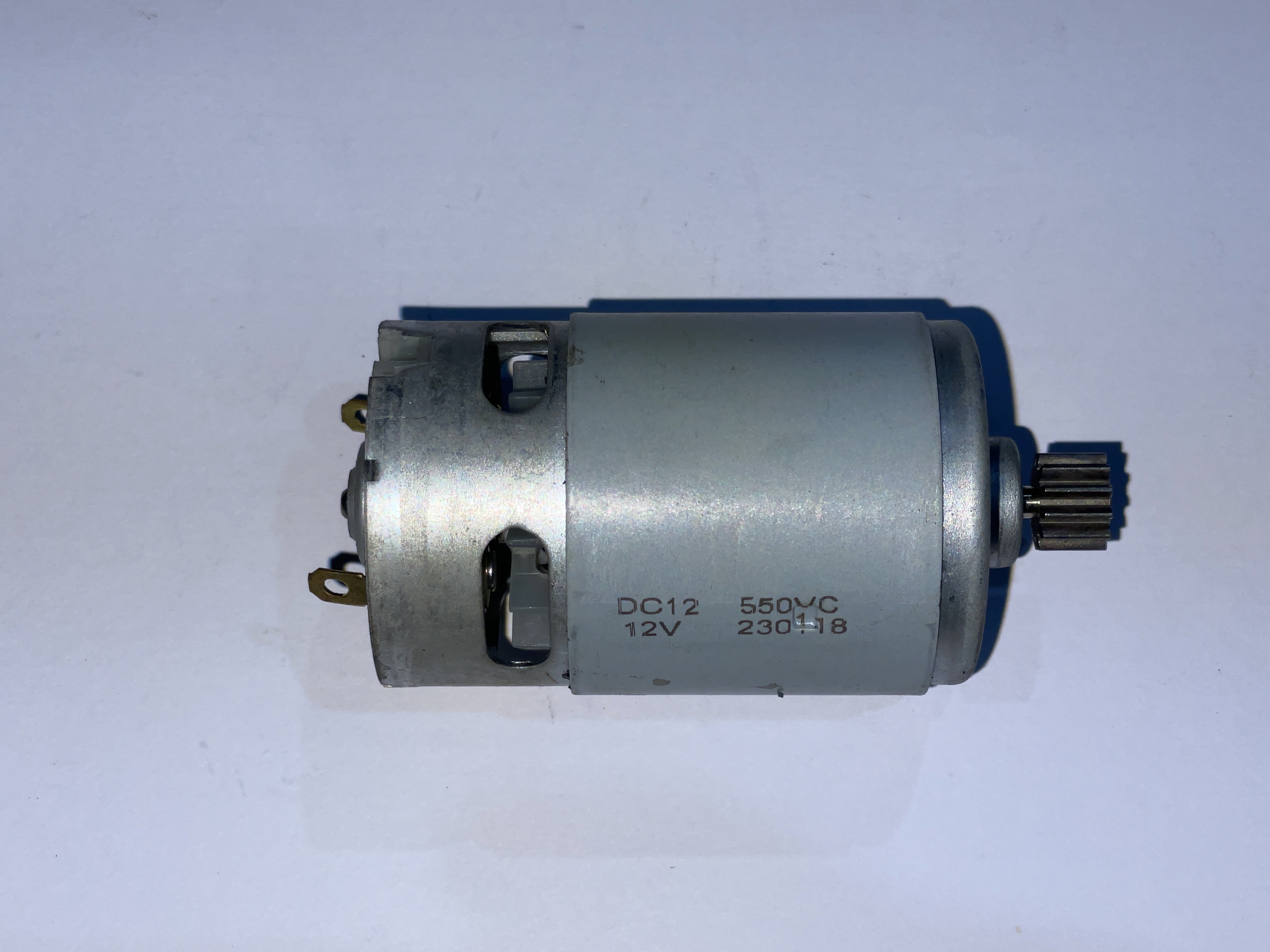 Электродвигатель 12V (12 зубьев Ø 10 мм) AZT