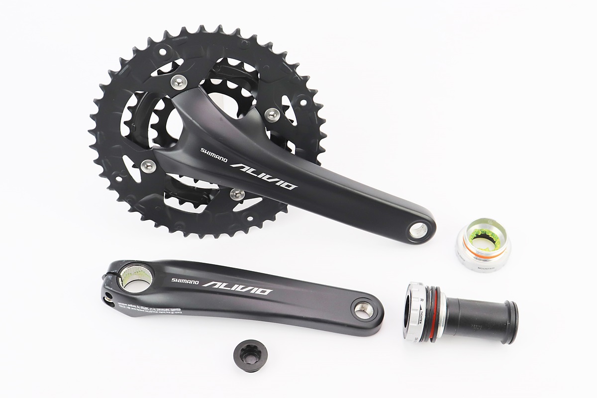 Звезды велосипедные (передние) 22/32/44T Hollowtech II 175мм, MTB+каретка SM-BB52, интегрированная ось 24мм, алюминиевые, чёрные ALIVIO FC-M4