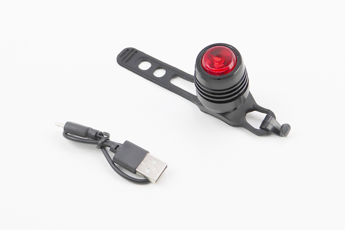 Фонарь задний 1 диод 15 lumen, Li-ion 3.7V 220mAh зарядка от USB, влагозащитный, чёрный KS
