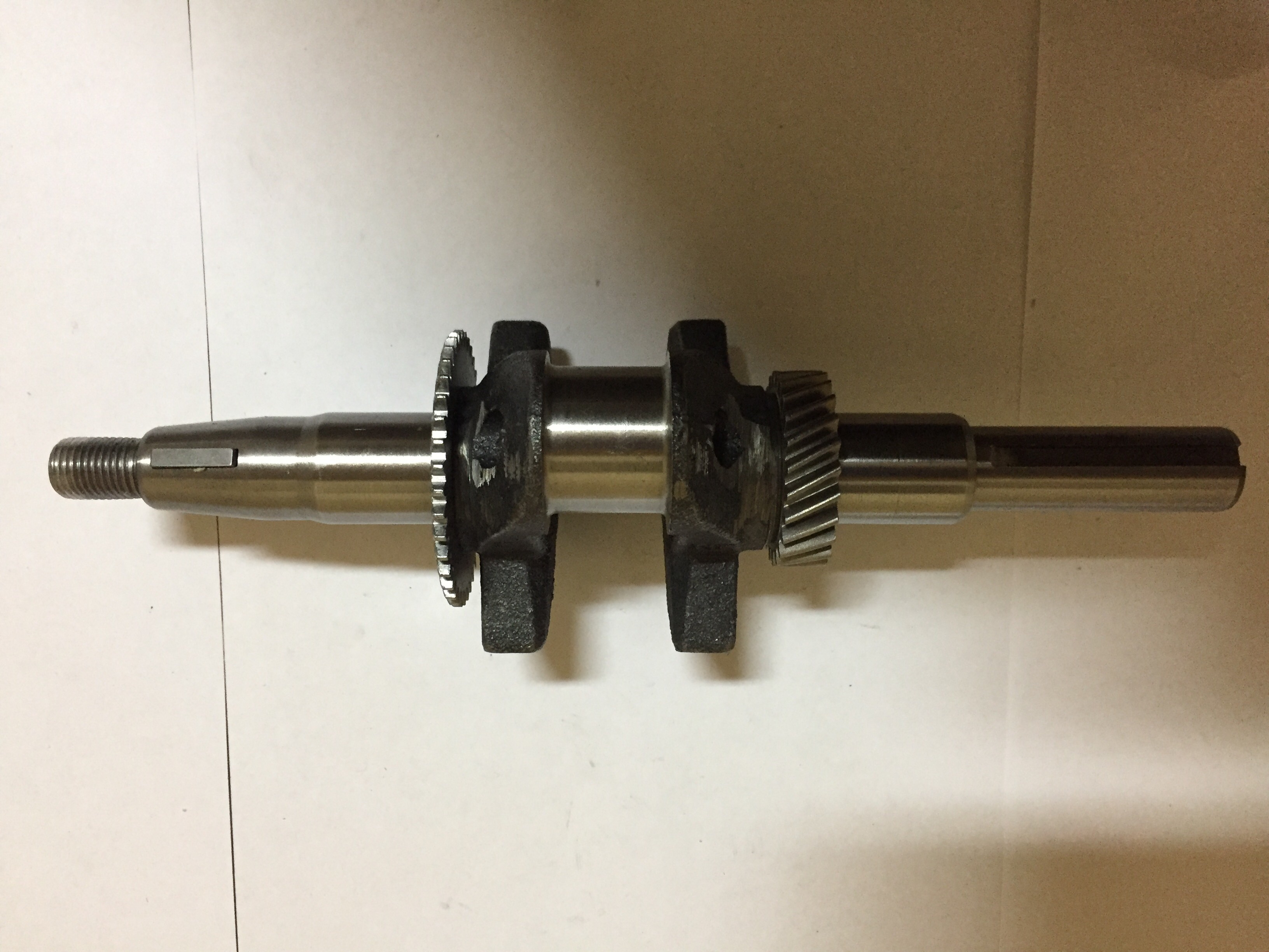 Коленвал м/б 168F/170F (6,5/7Hp) (под шпонку, Ø19mm) (c шестернями) ST