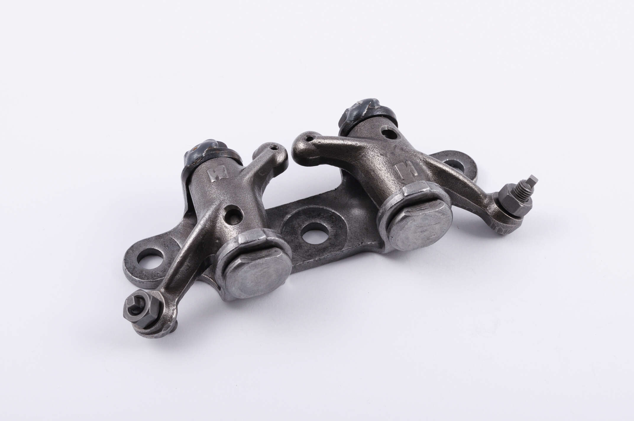 Коромысло клапанов (рокер) 4T CG125/150 (пара) JH (mod:A)