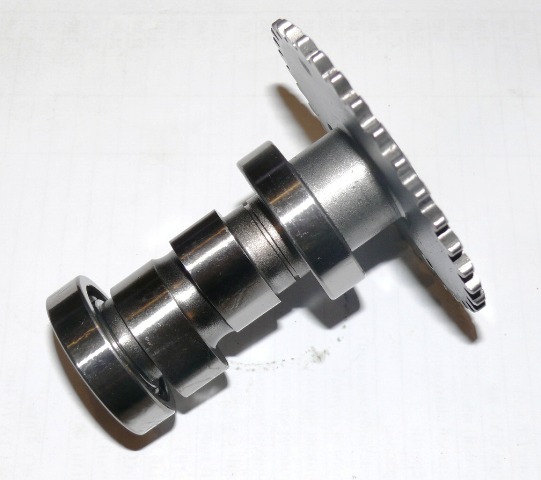 Распредвал ГРМ 4T GY6 50 (+звезда) VDK
