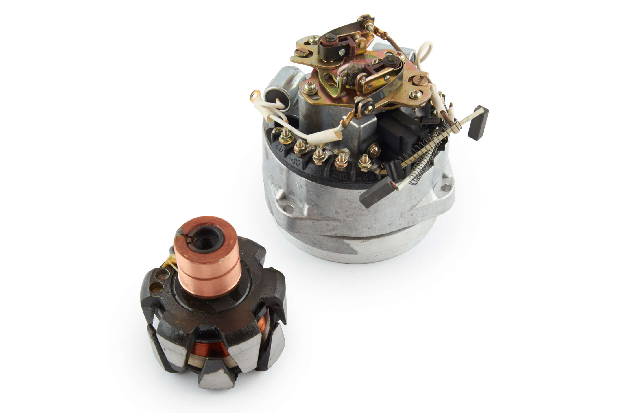 Генератор ИЖ ЮПИТЕР 12V VDK