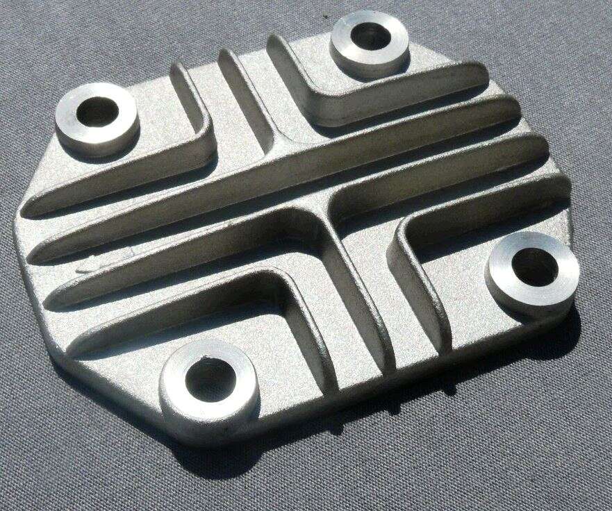 Крышка головки цилиндра (верхняя) Delta (квадратная) VDK
