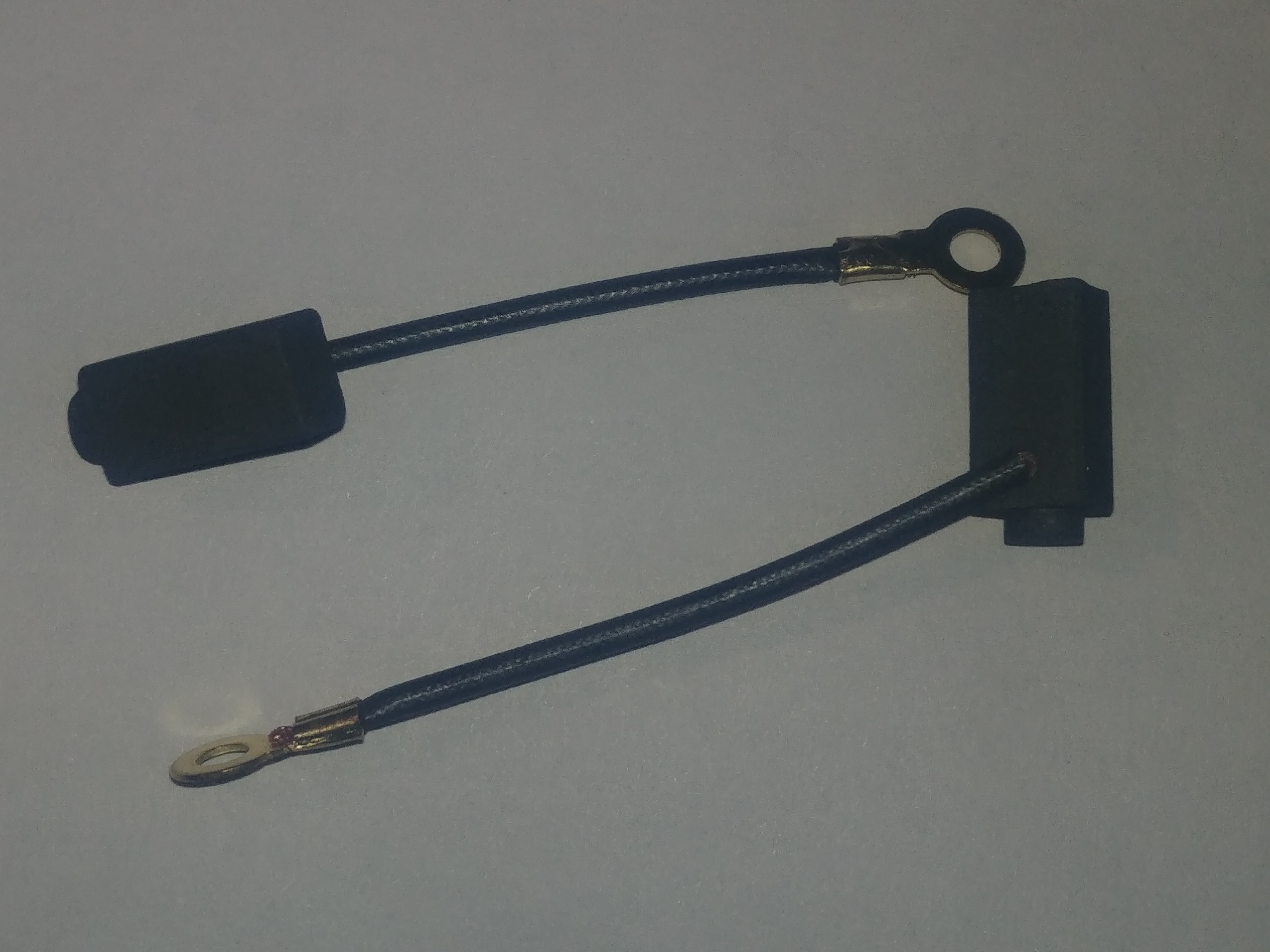 Щетки генератора ИЖ 6V VDK