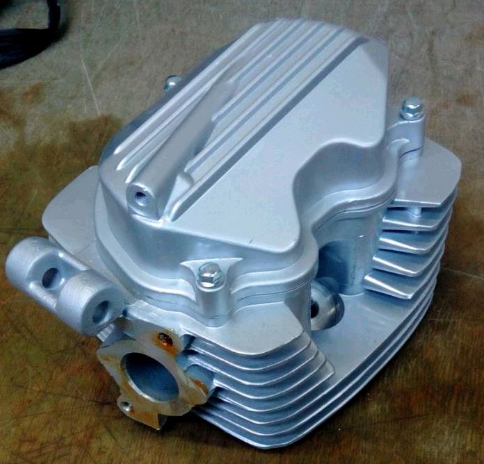 Головка цилиндра 4T CG200 (в сборе, + клапана, крышка) ZV