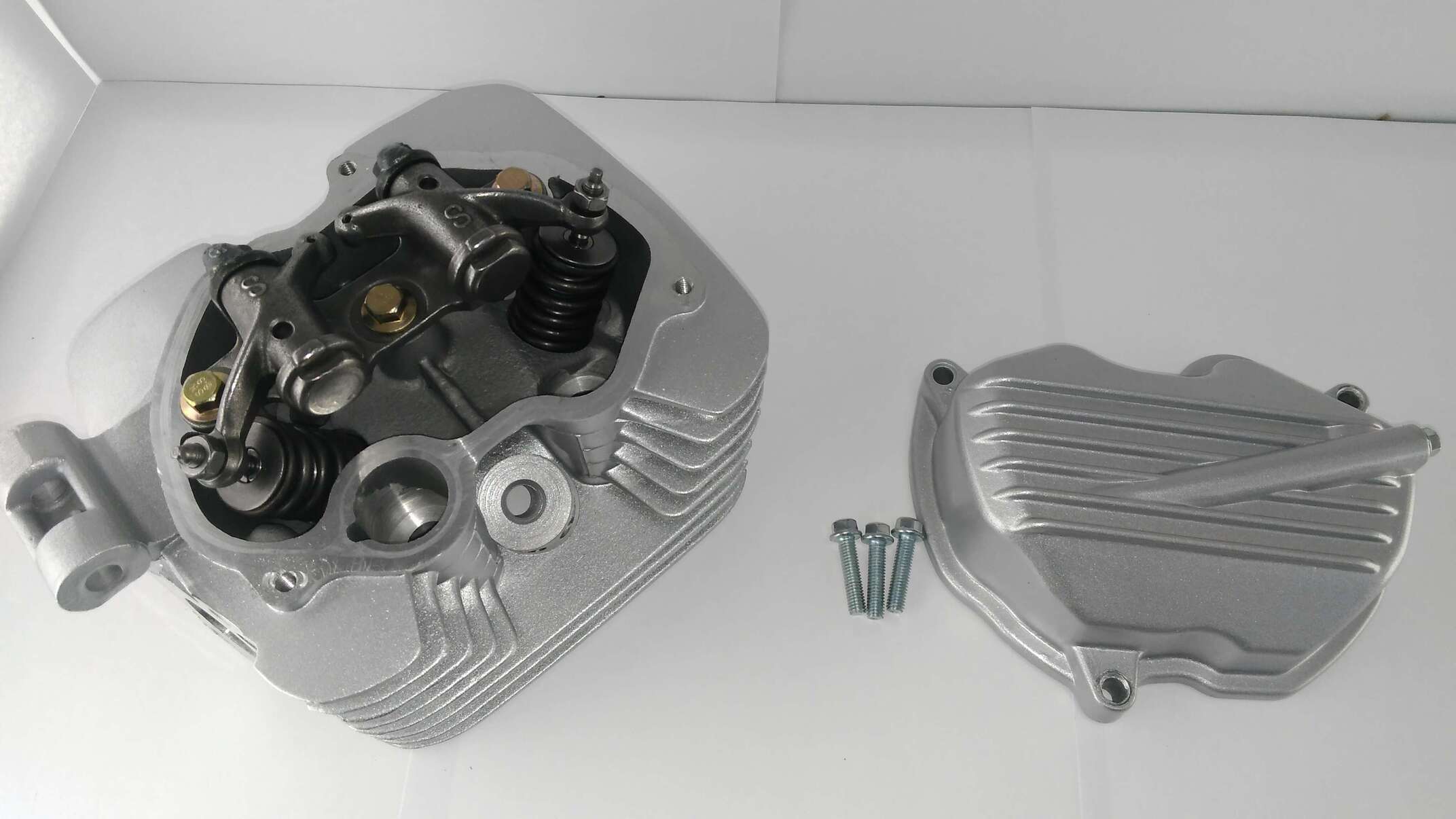 Головка цилиндра 4T CG150 (в сборе, + клапана) Musstang ZV