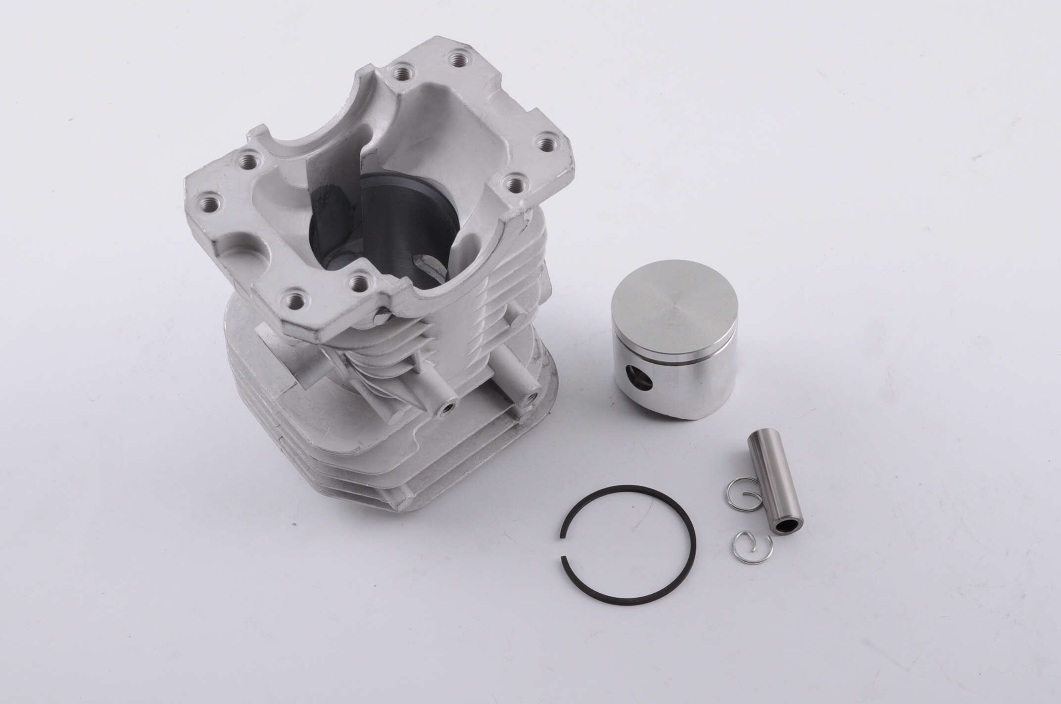 Поршневая б/п (ЦПГ) для Husqvarna 137 (Ø38)