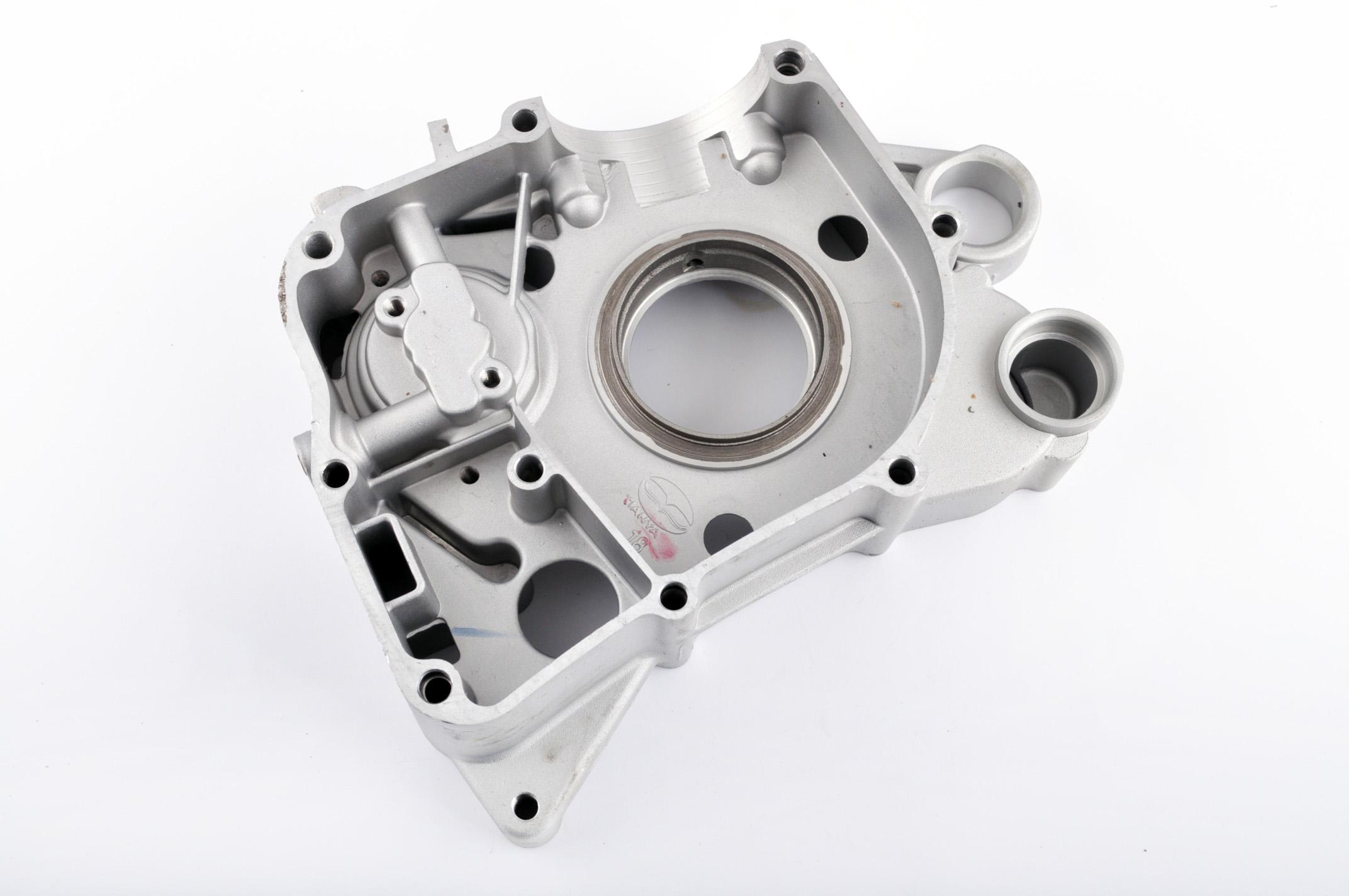 Картер 4T GY6 125/150 (152QMI, 157QMJ) (правый) AMG