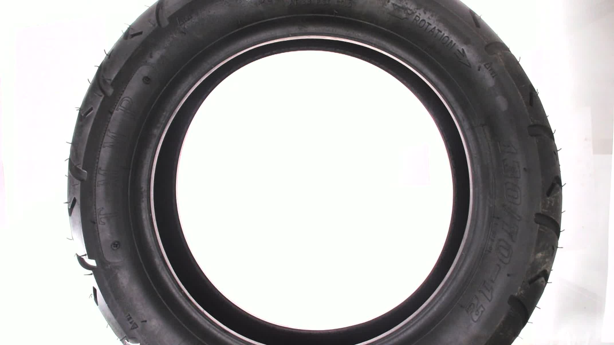 Мотошина 130/70 -12 TL (бескамерная, дорожная) EVO