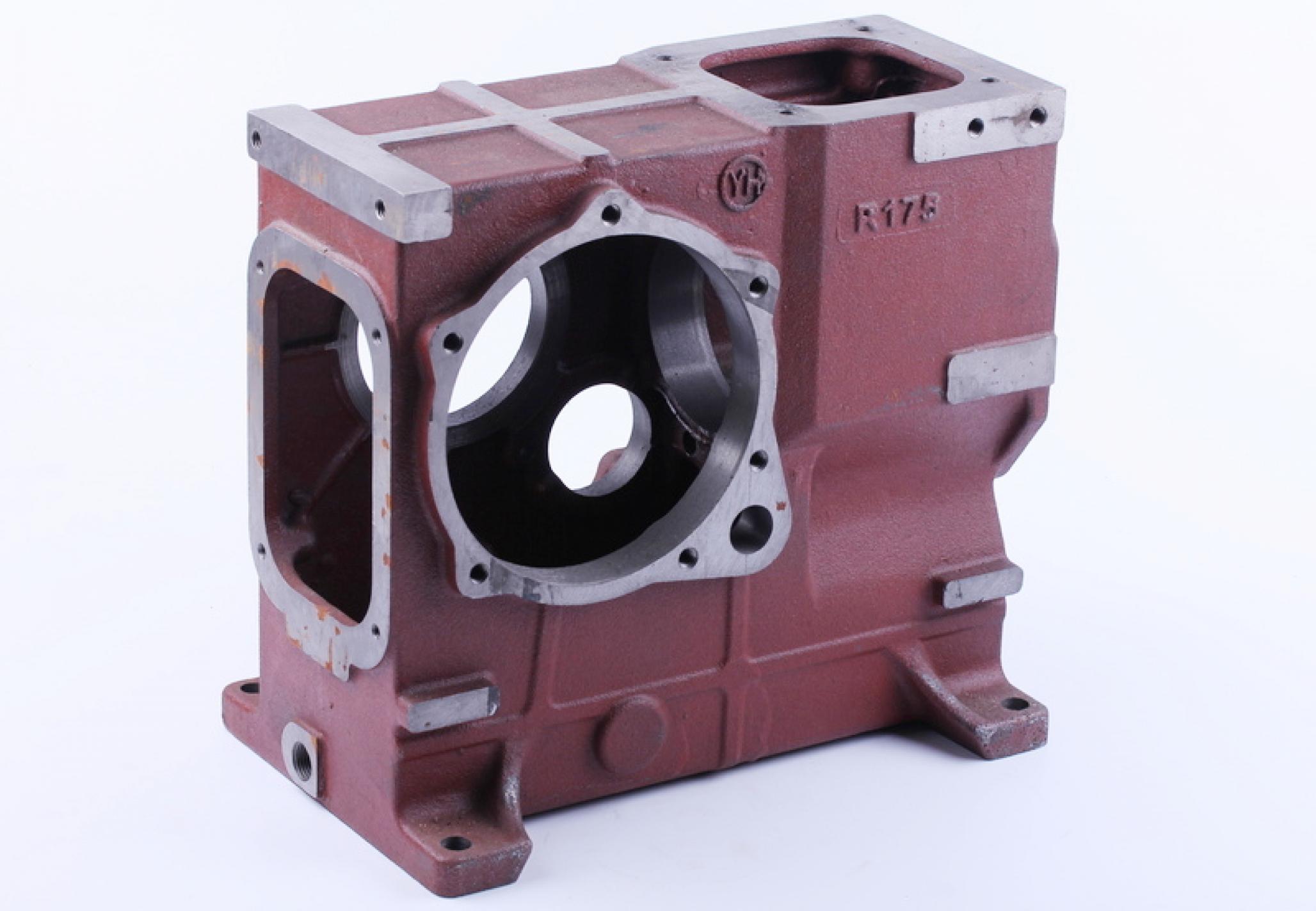 Крышка блока двигателя м/б 190N/195N (12/15Hp) AMG-2