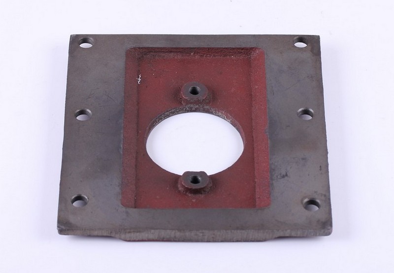 Крышка КПП DongFeng 354/404 AMG