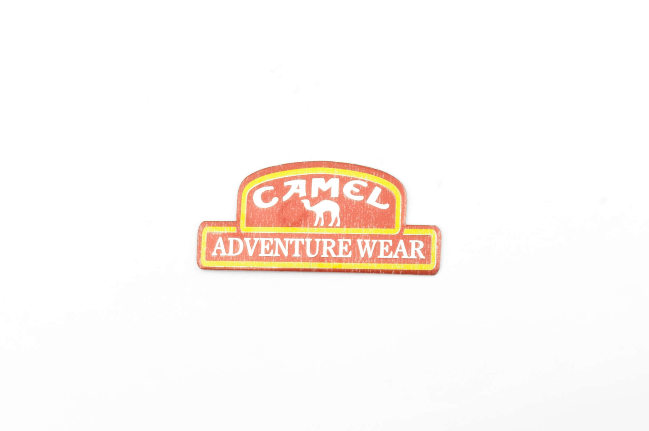 Наклейка шильдик CAMEL (11х5, красная) (#4615)