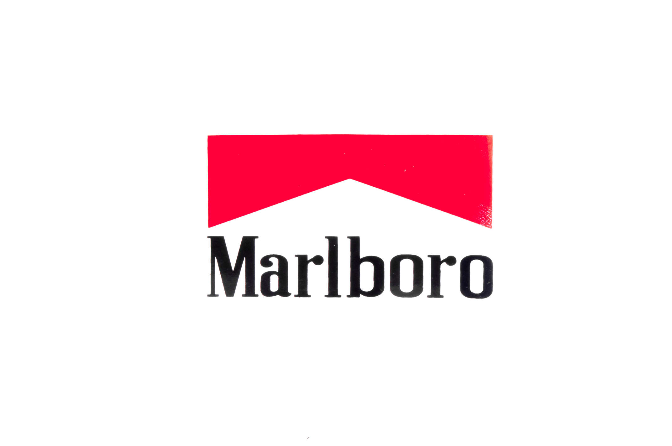 Наклейка логотип MARLBORO (6x9.5см)