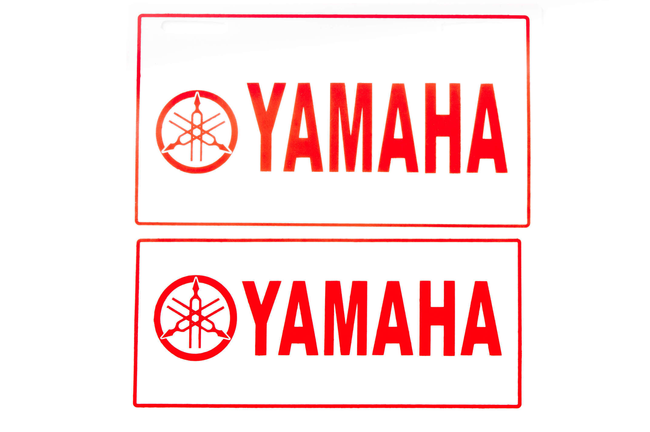 Наклейка декор YAMAHA (21x9.7см, белая) (#4299B)