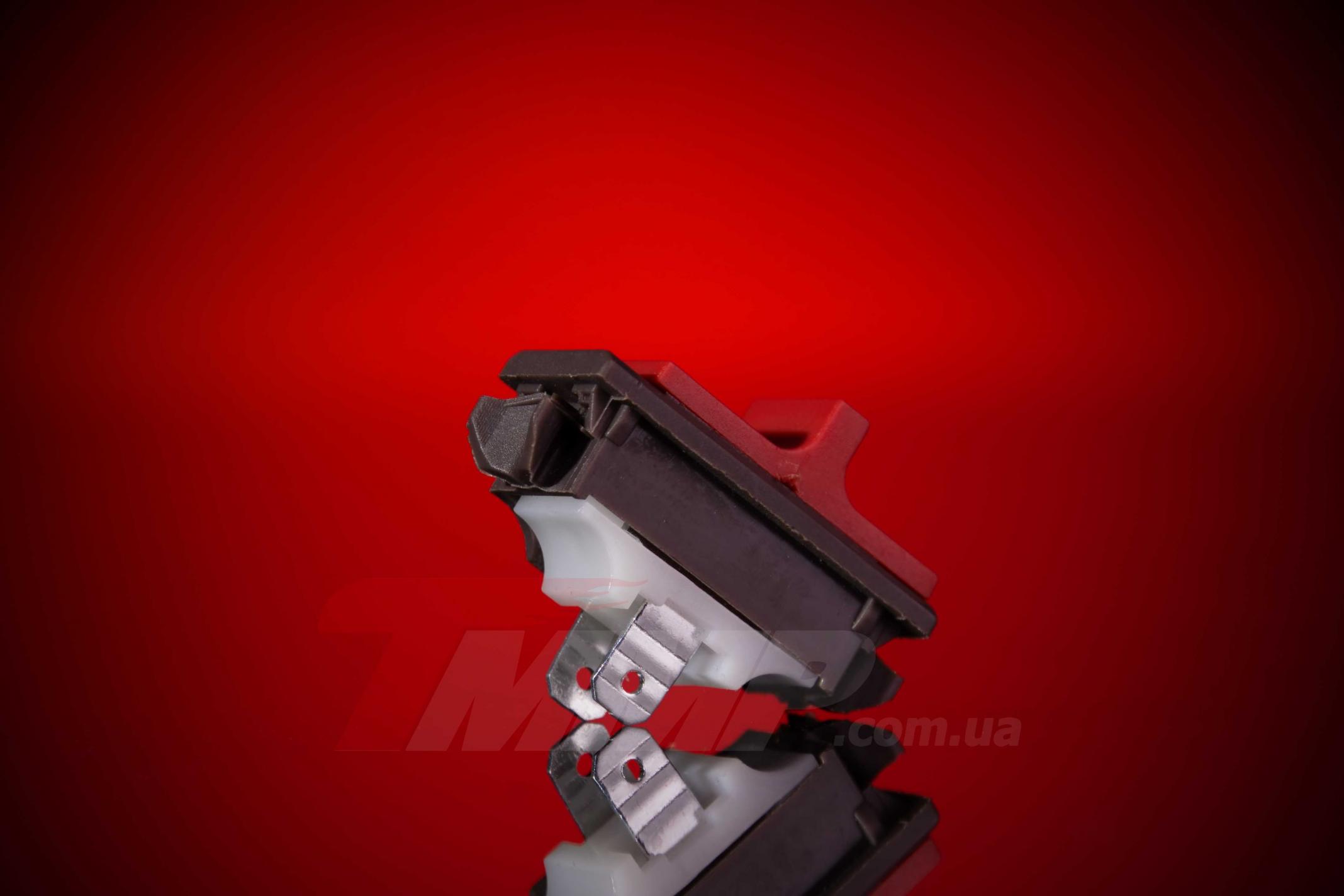 Кнопка стоп б/п для Husqvarna 137/142 EVO-3