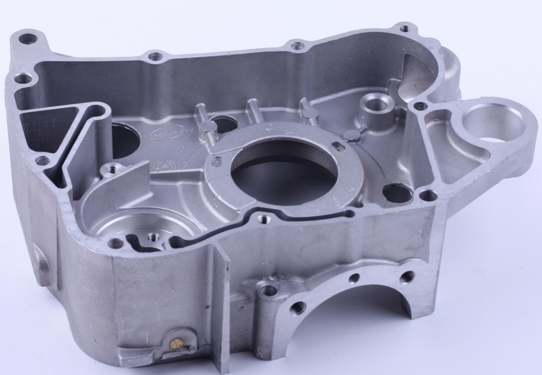 Картер 4T GY6 125/150 (152QMI, 157QMJ) (правый) AMG-2