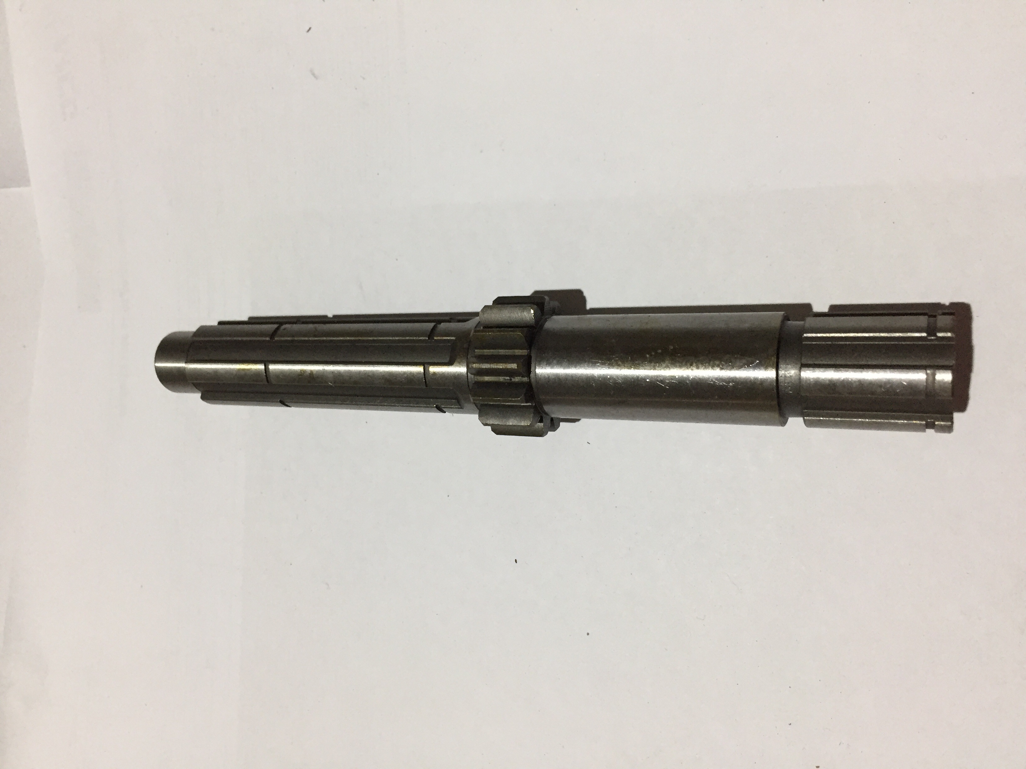 Вал коробки передач 4T CG150 (вторичный) ST