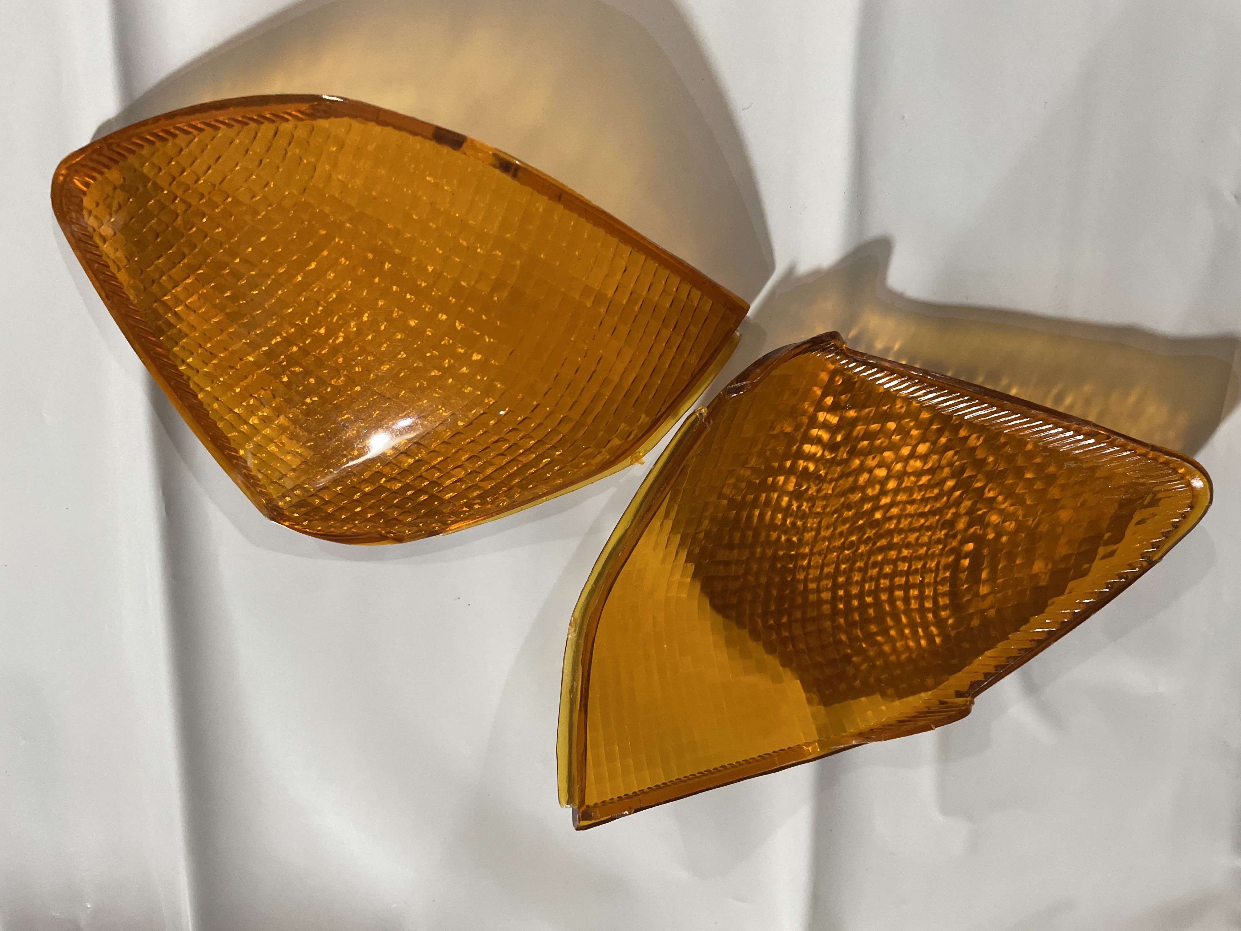 Стекло поворотов зад (пара) Suzuki SEPIA ST