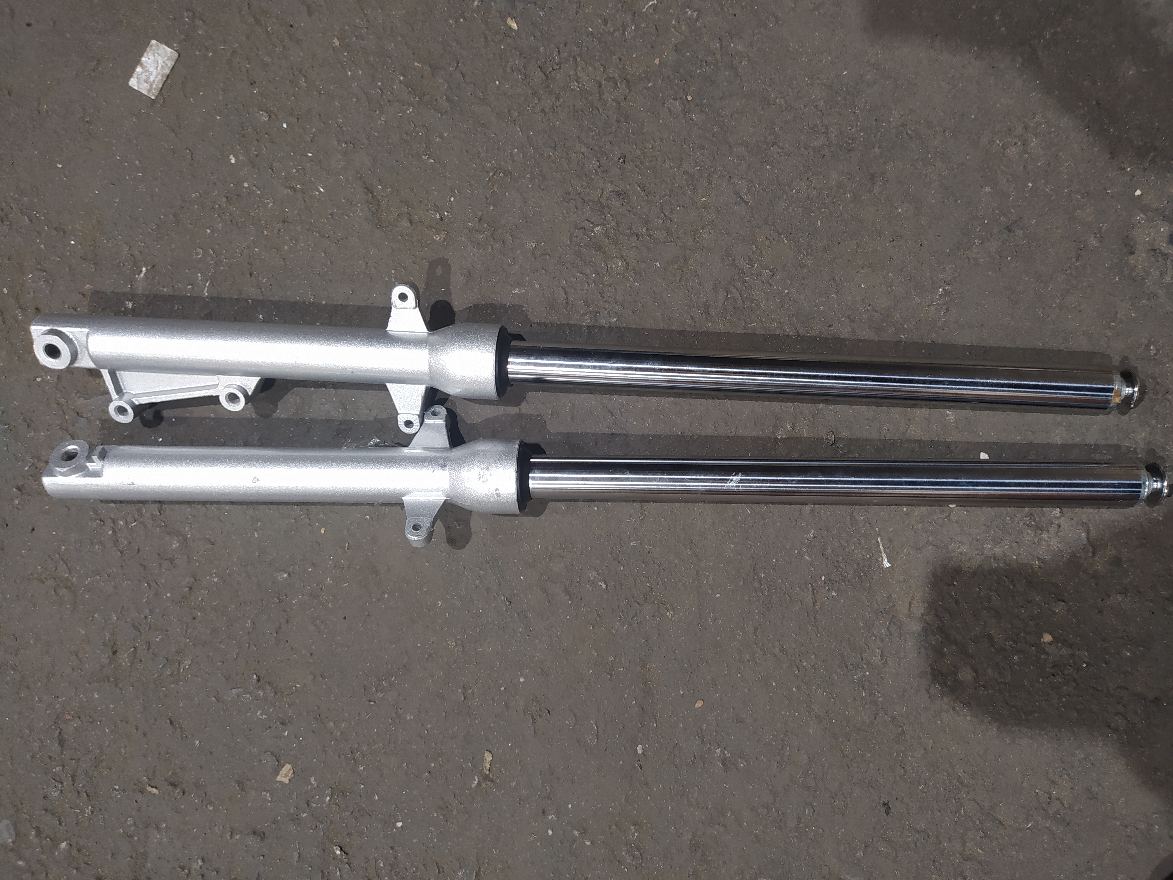Перья вилки Zongshen, Lifan 125/150 (диск, шток Ø31mm) ST