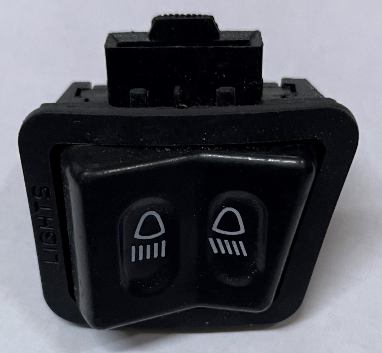 Кнопка руля (переключатель фары) 4T GY6 50-150 VDK