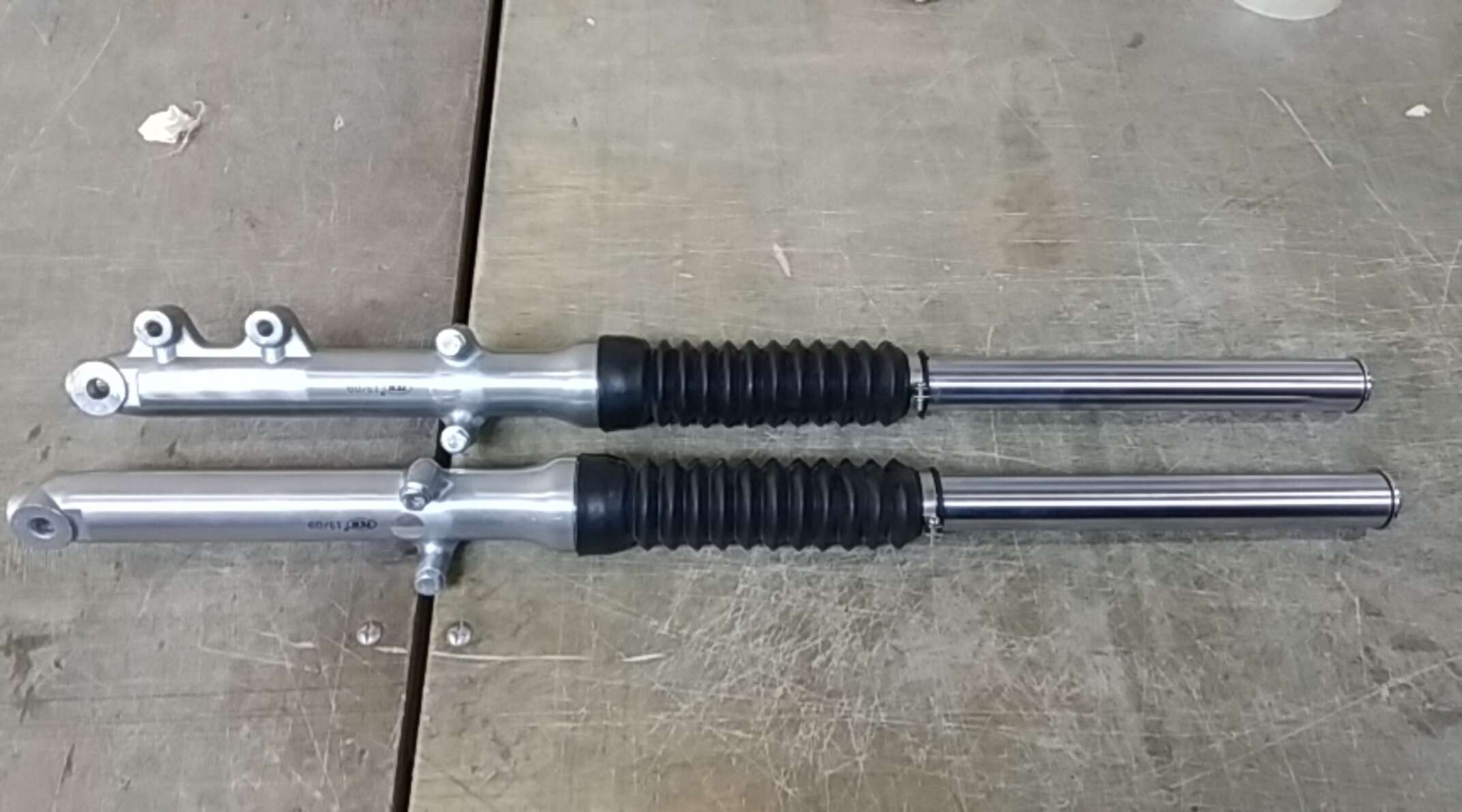 Перья вилки Zongshen, Lifan 125/150 (диск, шток Ø31mm) L-720 mm