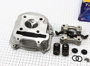 Головка цилиндра 4T GY6 125 (голая, +клапаны, постель) KS