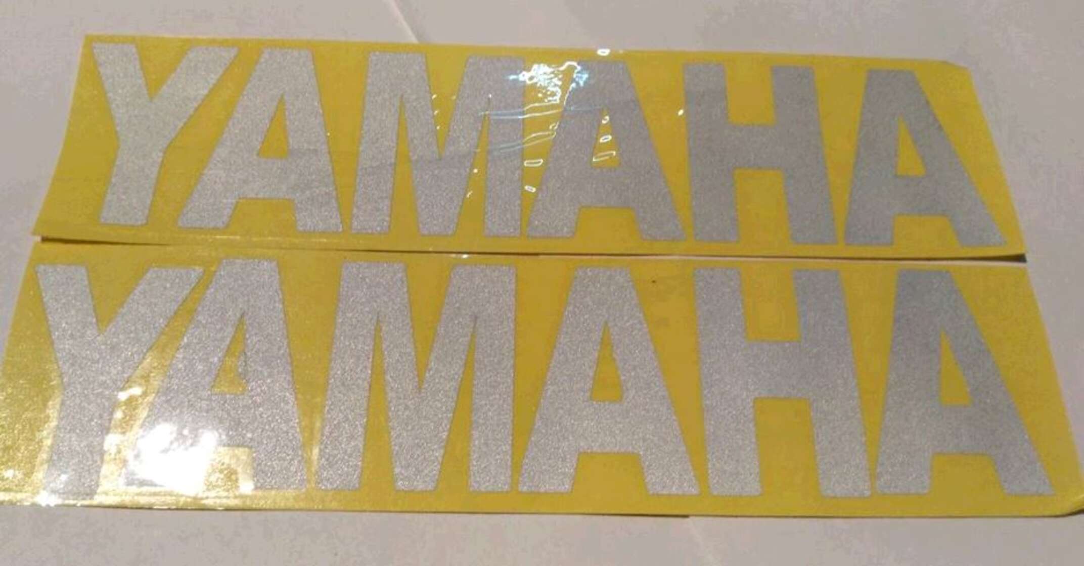 Наклейка буквы YAMAHA (22х6см, 2шт, серебро, светоотражающая)