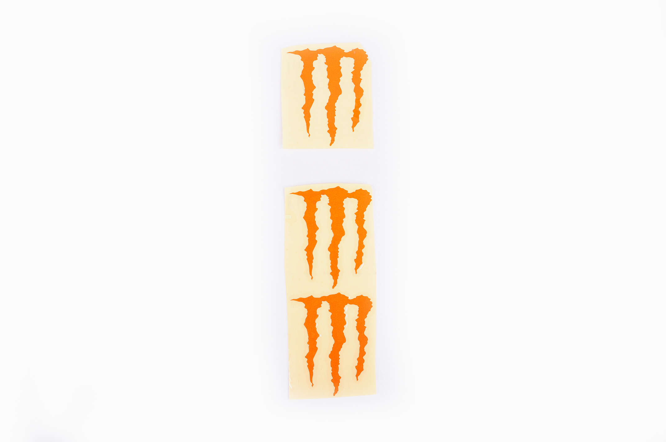 Наклейка логотип MONSTER ENERGY (5x6см, 3шт, оранжевая) (#HTC10103)