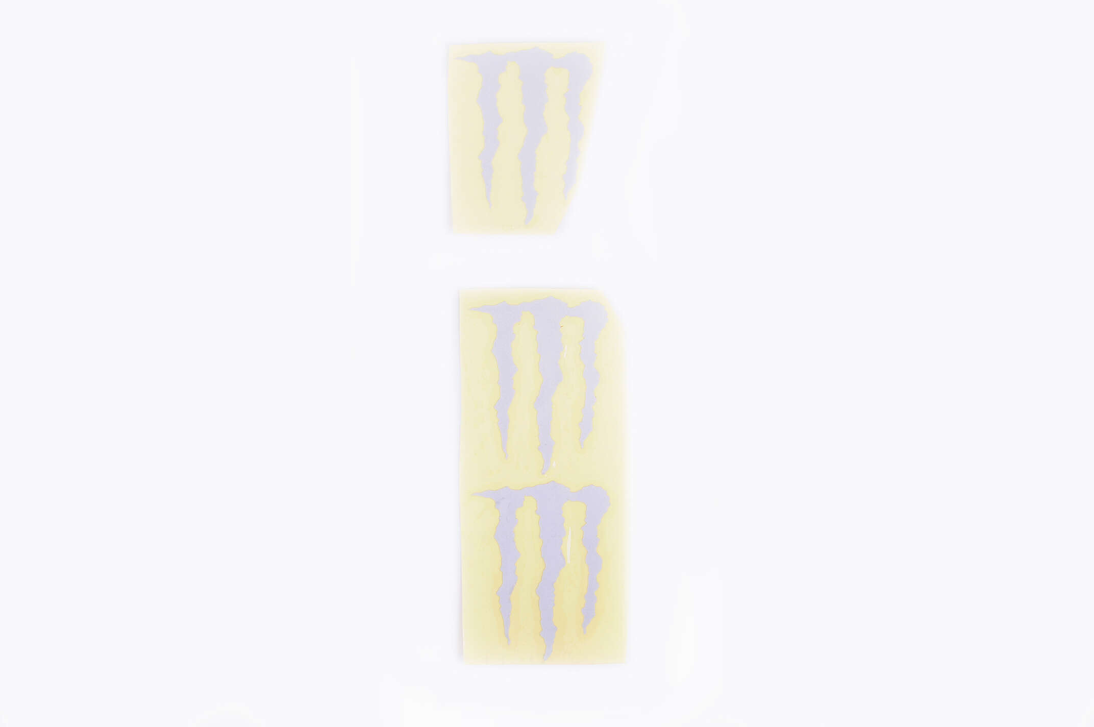 Наклейка логотип MONSTER ENERGY (5x6см, 3шт, серебристая) (#HTC10103)