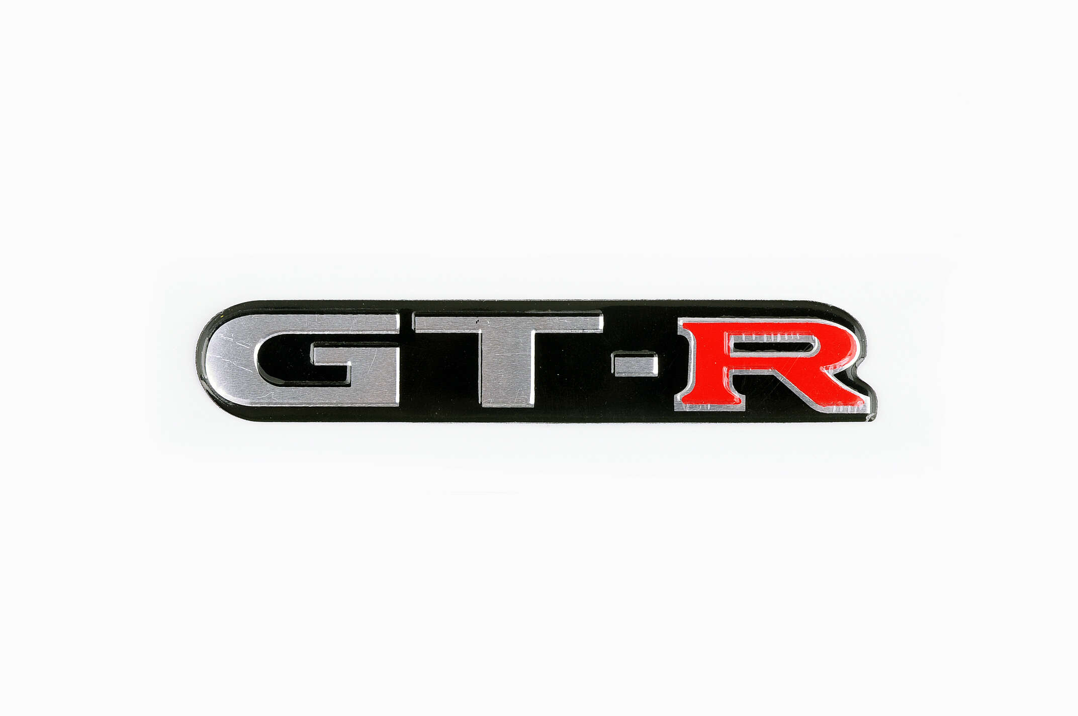 Наклейка логотип GT-R (14x3см, алюминий) (#1662)