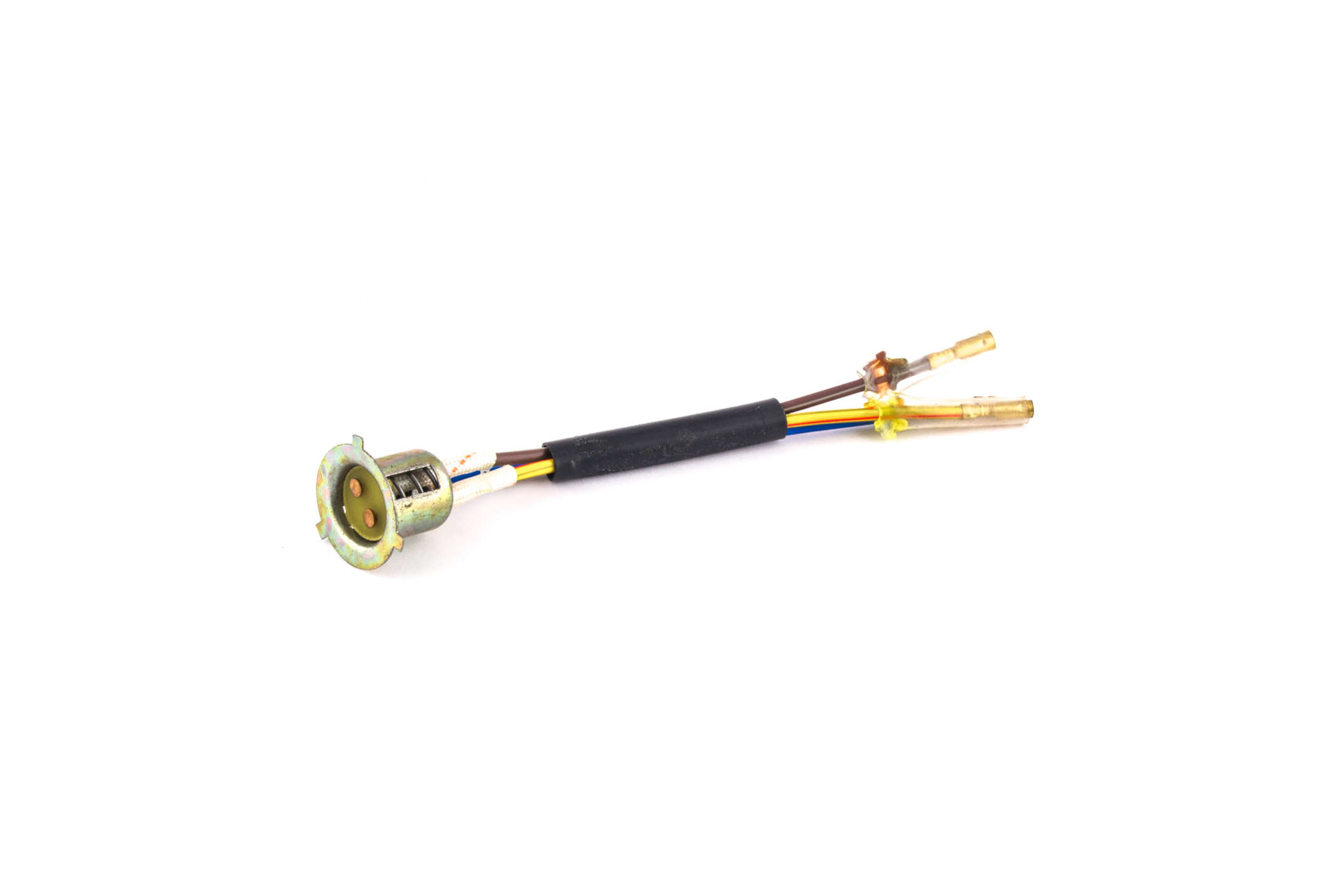 Патрон фары P15D-25-3 (3 уса) PLT