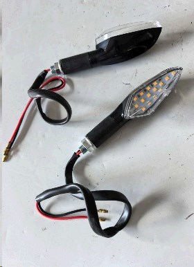Поворот светодиодный, кристалл (15 LED, черный, белое стекло) ST