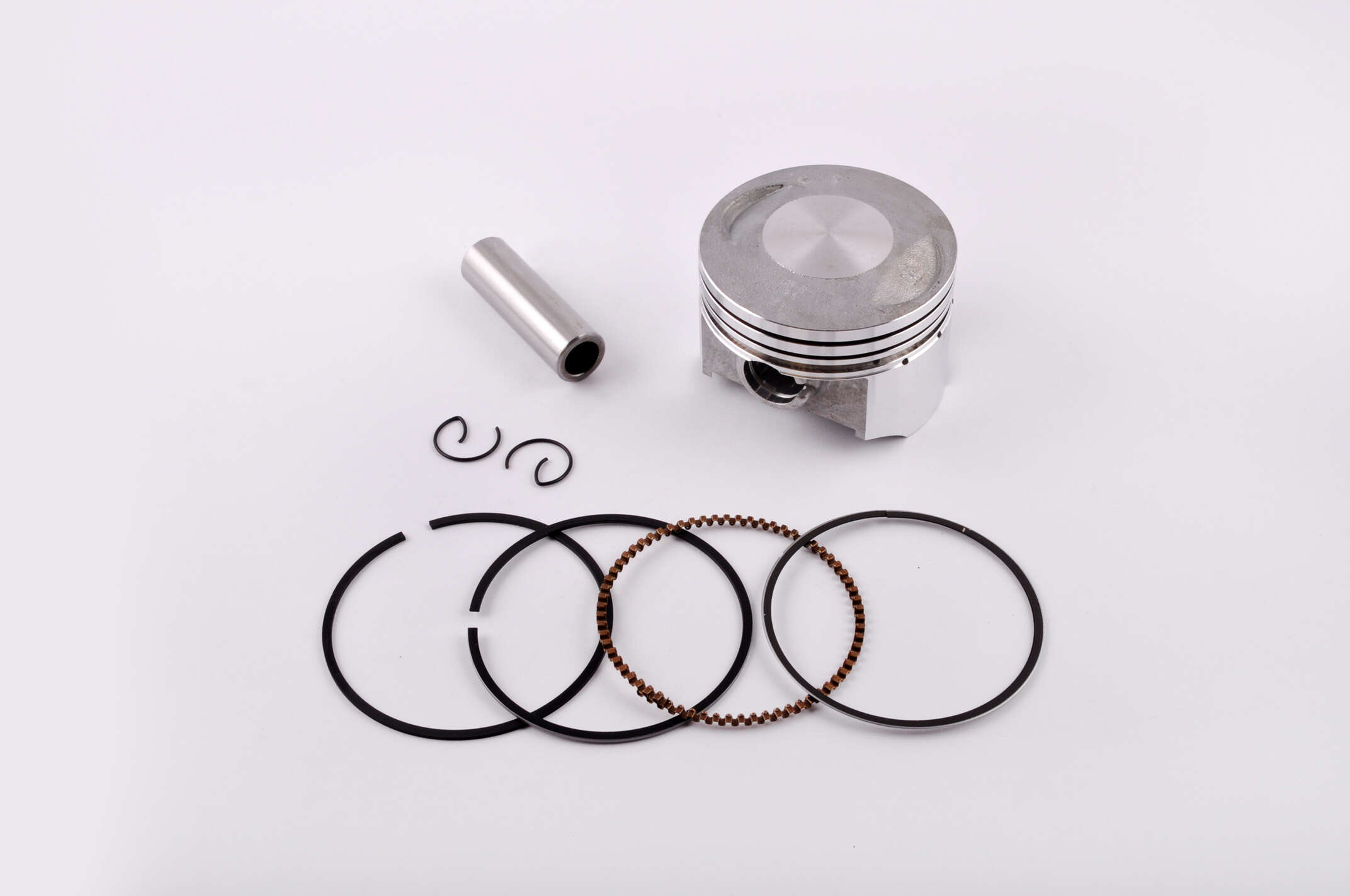 Поршень 4T CB/CG Ø69,75mm, p-17 (200/250cc 0,75: 169FML, 169MM) TT