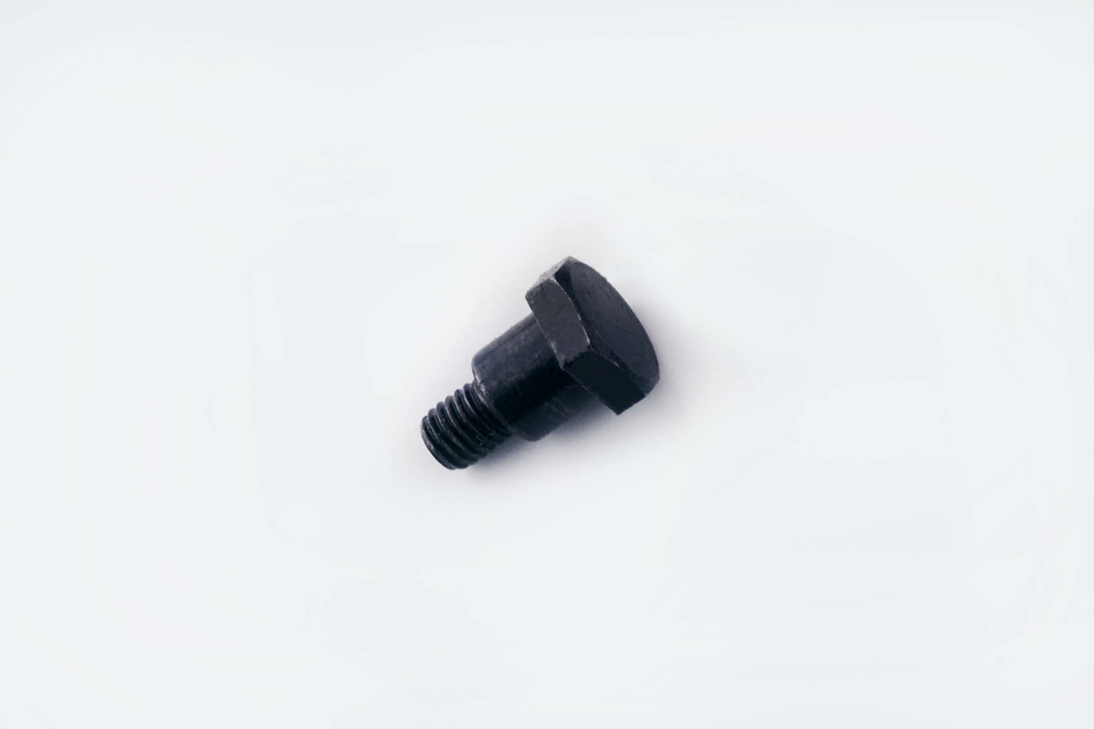 Болт крепления рычага натяжителя цепи ГРМ Delta (d-8mm, L-25mm) HEADER-260