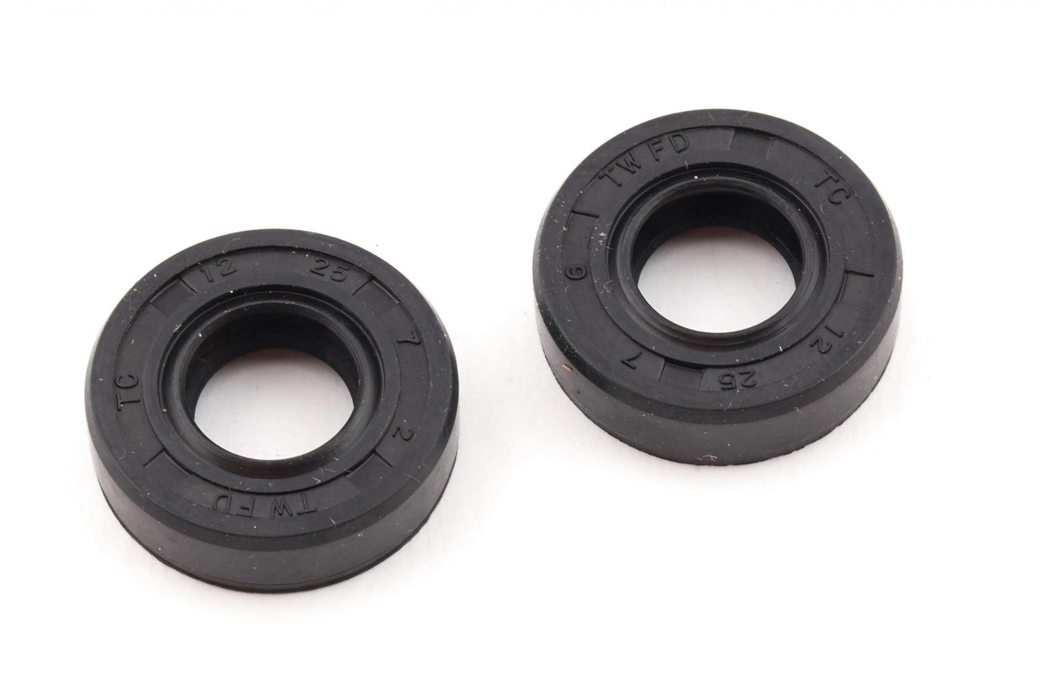 Сальники мотокосы (пара) 4T 139F (12*25*7mm) KZ