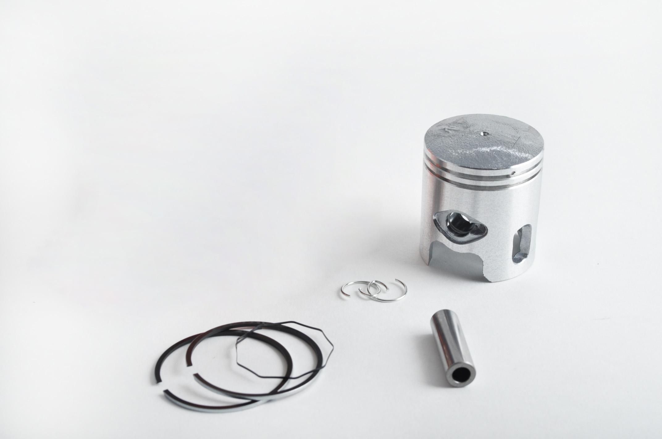 Поршень Yamaha JOG 65 .STD (Ø44,00 p-10) (FDF) BBC