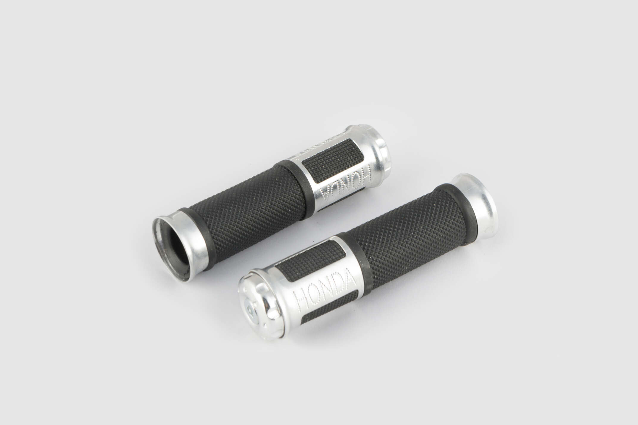 Ручки руля с алюм. отбойником (серебро) (mod:Honda) GJCT