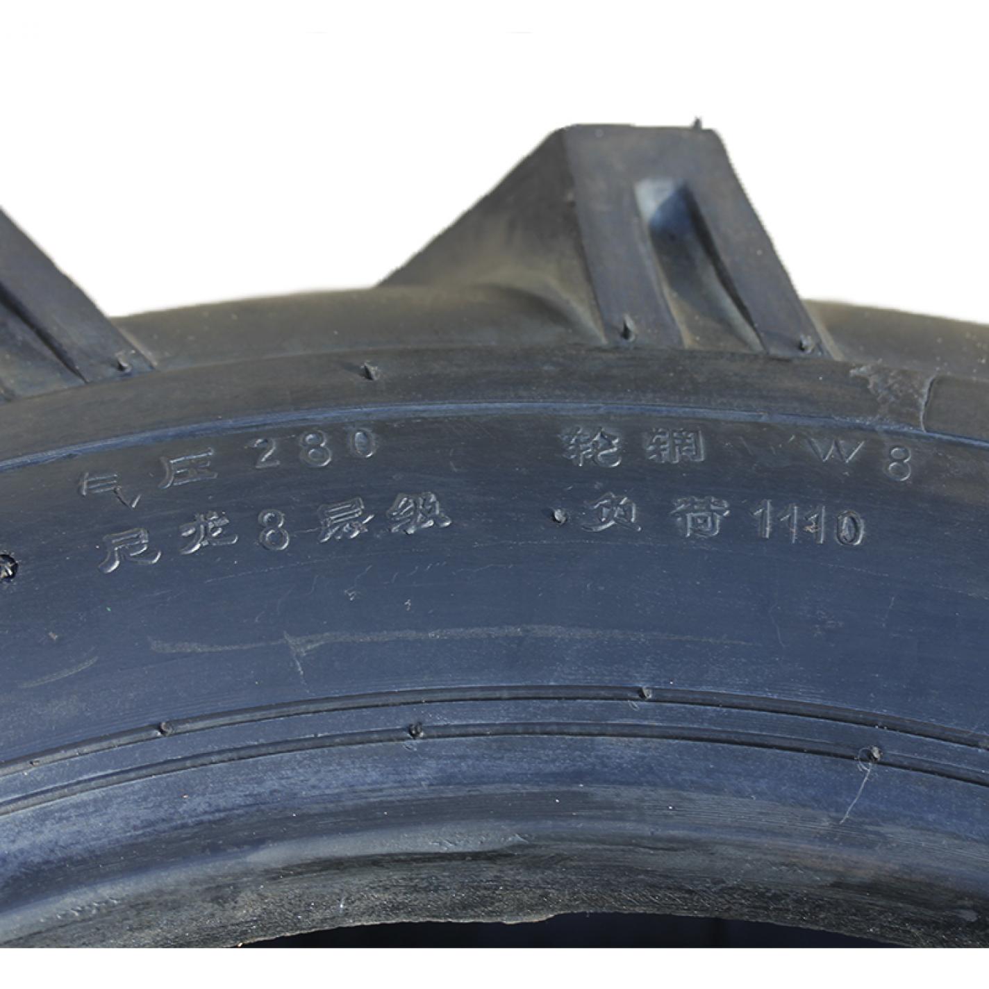 Шина 9,50 - 22 TT елочка 30,8 кг (с камерой) AMG