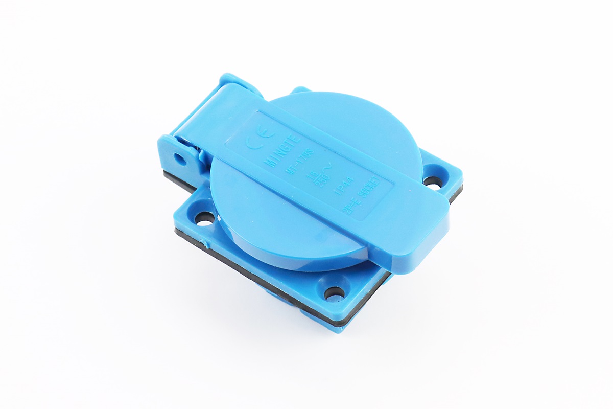 Розетка с крышкой 16A, 250V 2-3,5кВт, синяя KS