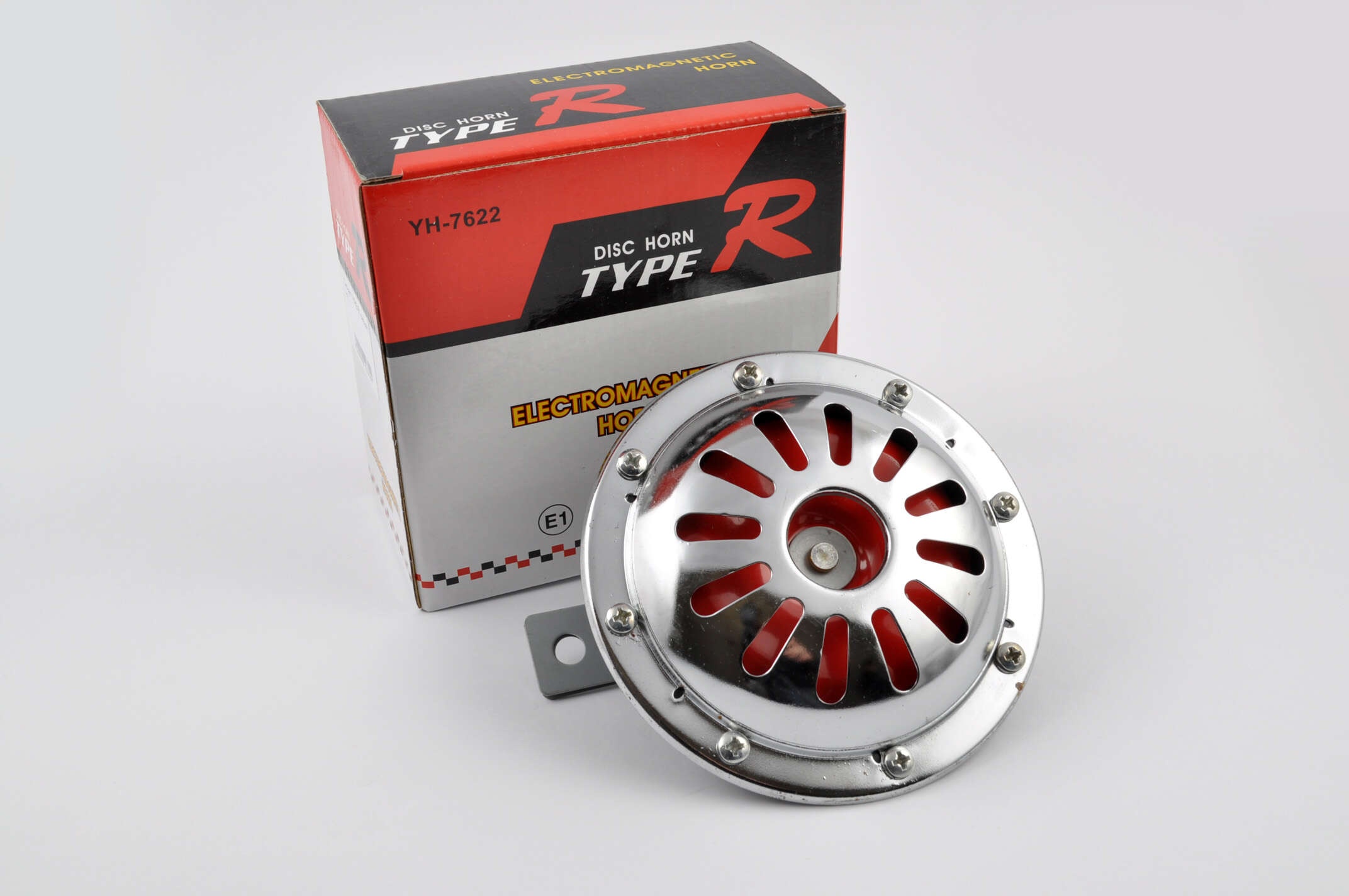 Сигнал 12V (хром, красная мембрана, mod:1) TYPE-R