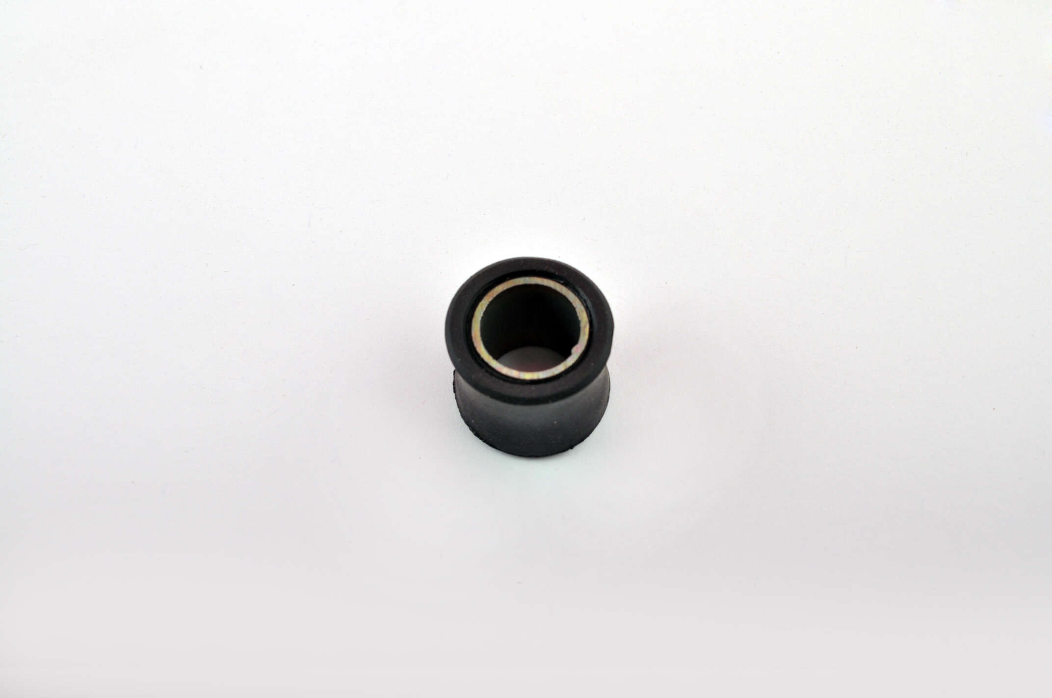 Сайлентблок амортизатора d-14mm KTO